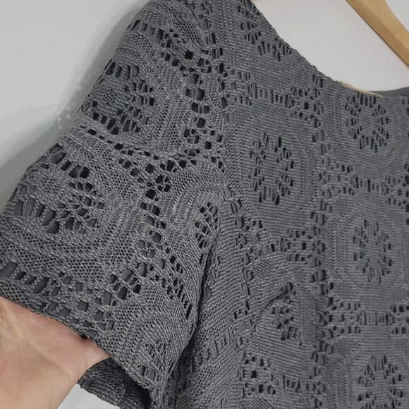 Adrianna Papell NEW Gray Floral Lace Overlay Short Sleeve Sheath Dress 12P NWT - Picture 5 of 11